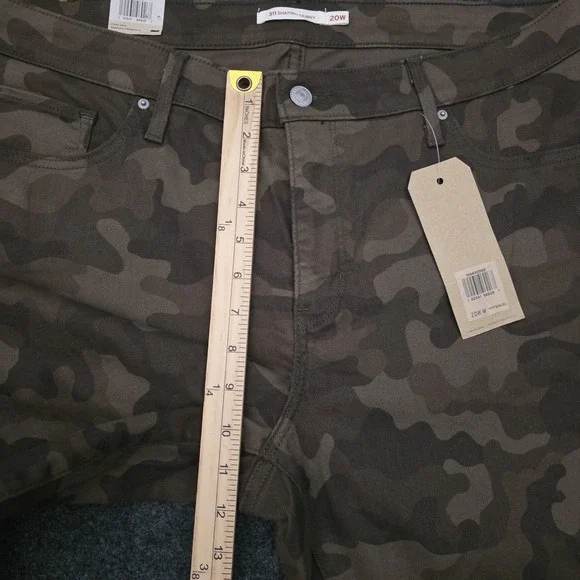 NWT Levi's 311 Womens Size 20W Shaping Skinny Jeans Camouflage - Picture 5 of 10